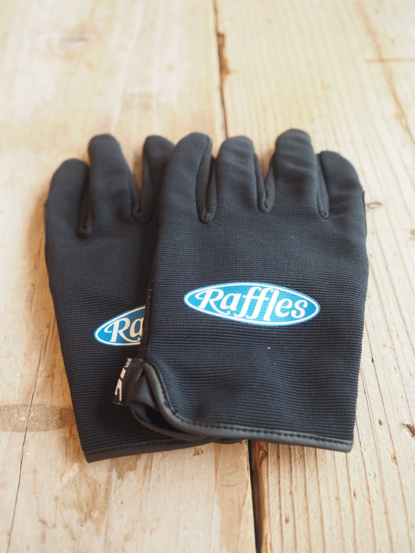 Raffles ST-line 別注 E-CLASS glove