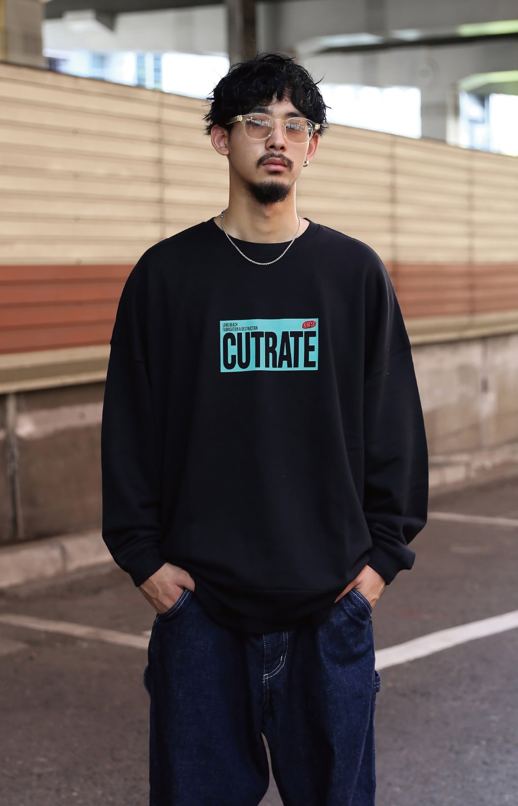 CUTRATE BOX LOGO CREW NECK SW