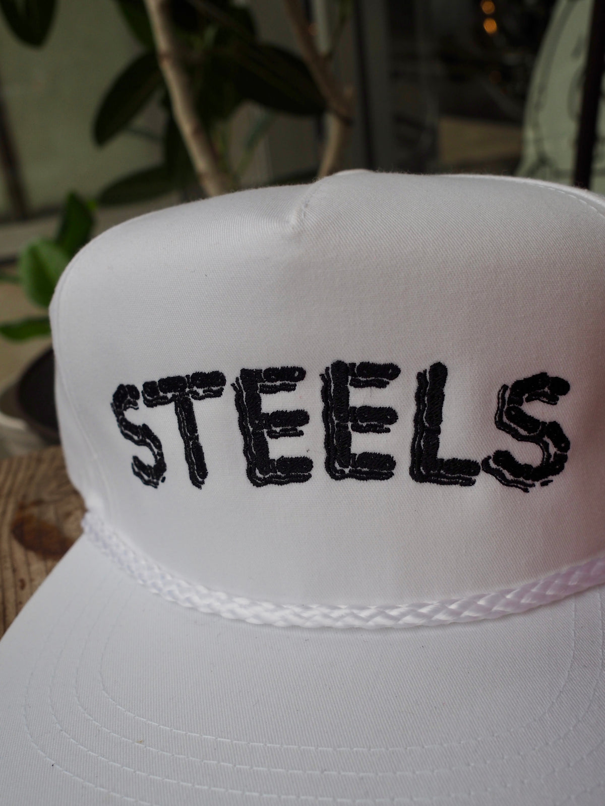 Steels CHAIN HAT