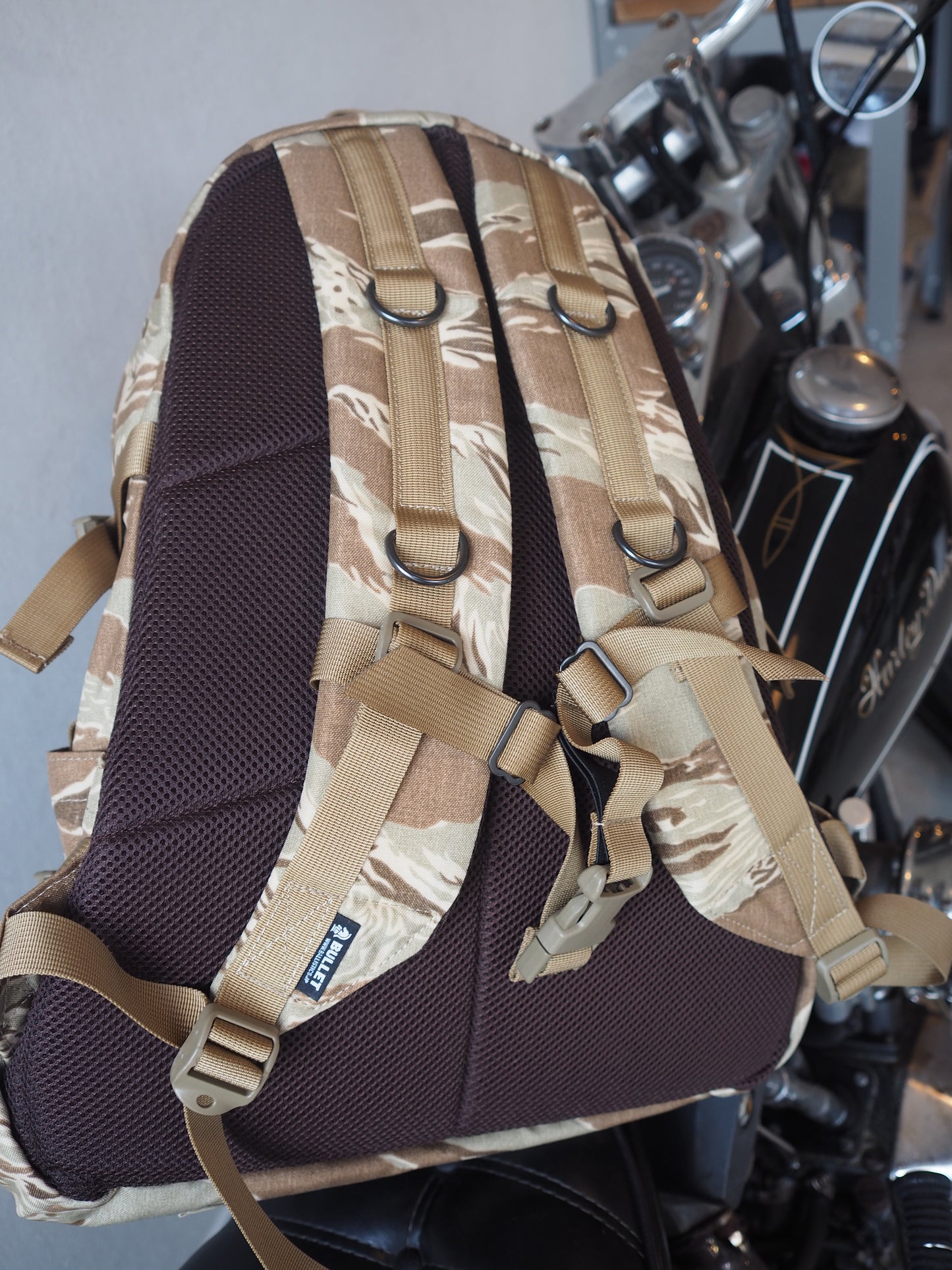 ballistics UTILITY A-3 デザートタイガーストライプ