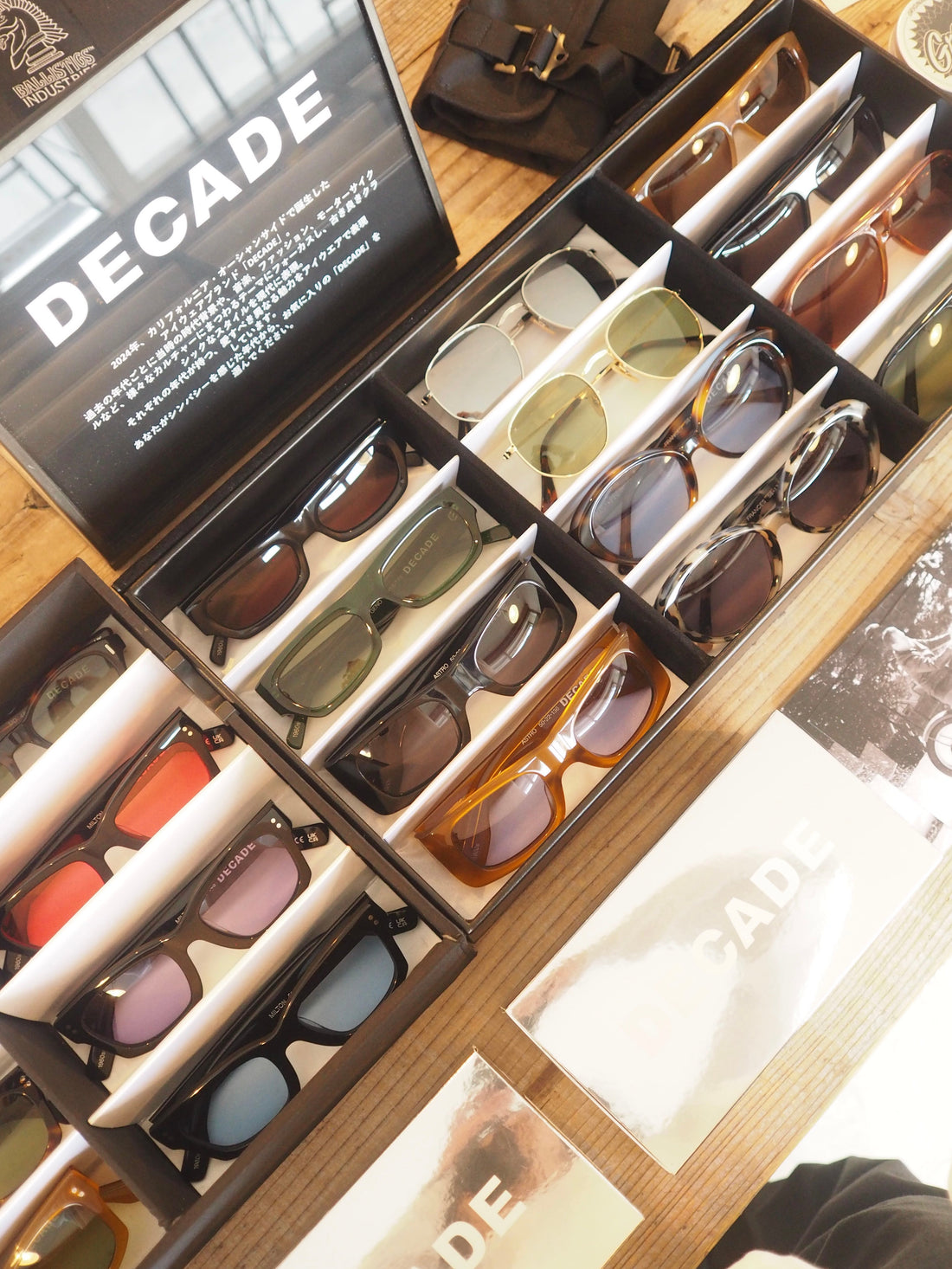 取扱ブランドのご案内  DECADE eyewear