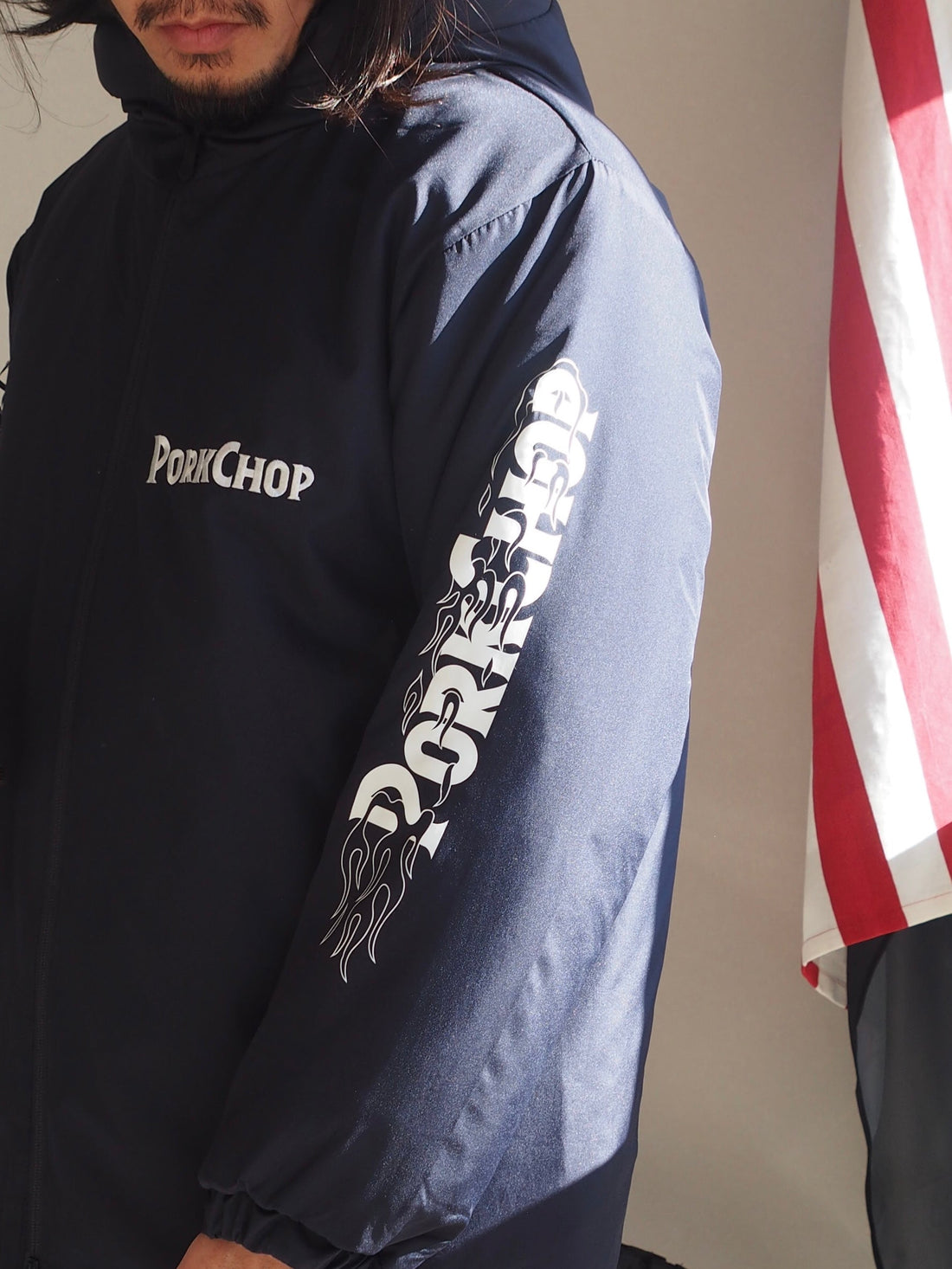 【PORKCHOP 新作入荷】冬の本命アウター「BURNING LOGO HOODED JKT」