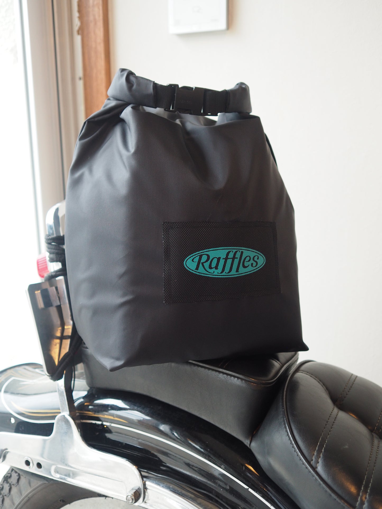 受注生産　Raffles original helmet bag  ※ 注文から2〜3週間程度頂きます。　ラッフルズオリジナルヘルメットバッグ