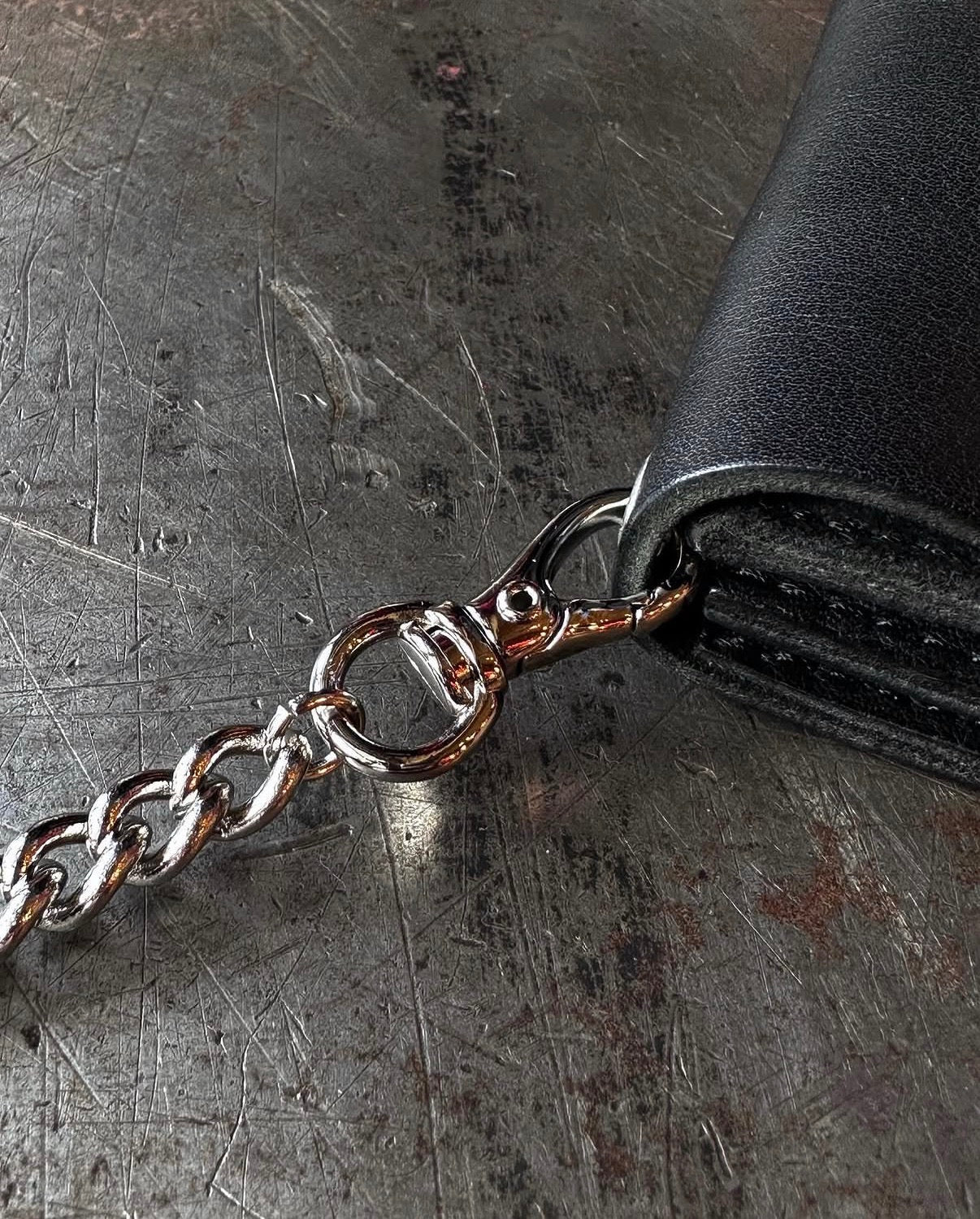 Motive Equipped モーティブイクイップド WALLET CHAIN CHROME BLACK