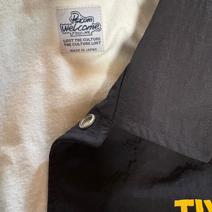 Psicom tivoLi surf shop 2026 RAINY COACH JACKET print mustard