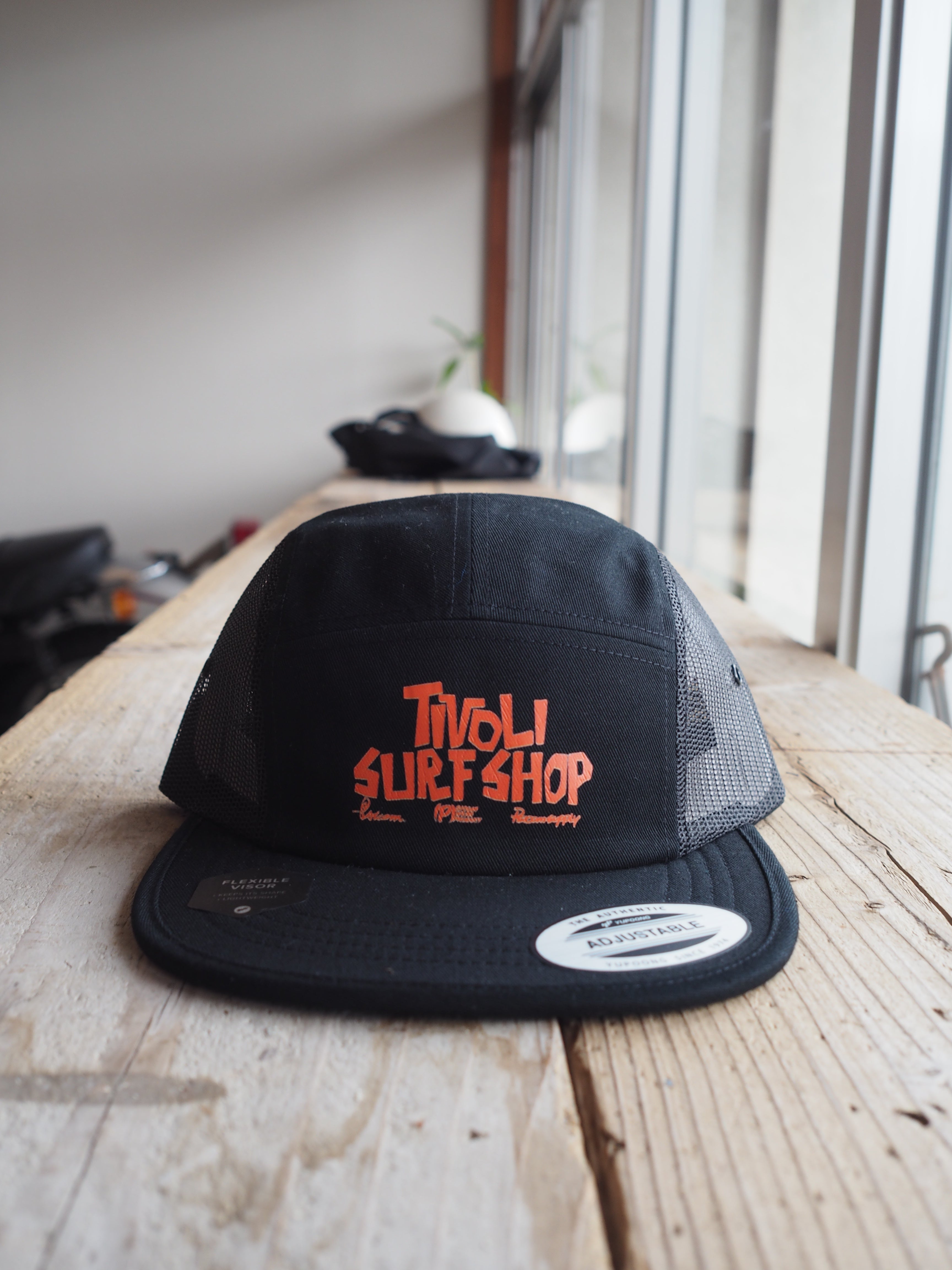 Psicom tivoLi surf shop – Raffles