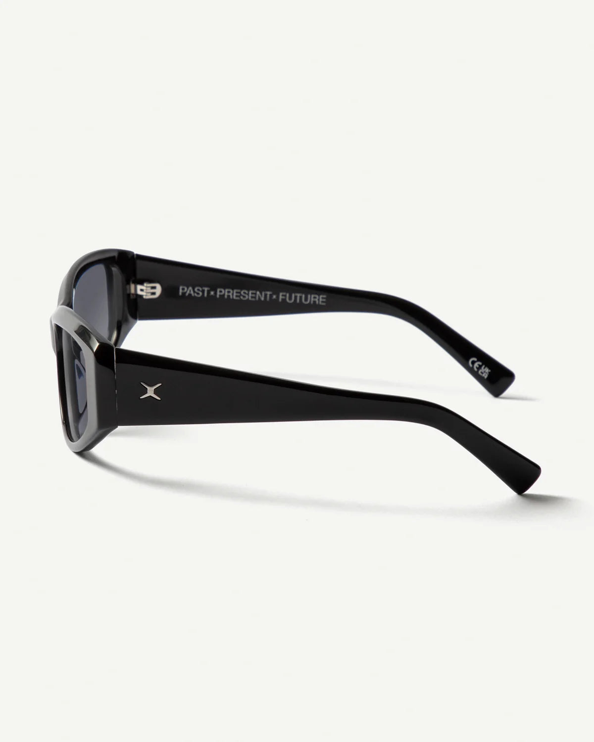 DECADE eyewear MARLI 90s GLOSS BLACK / GREY