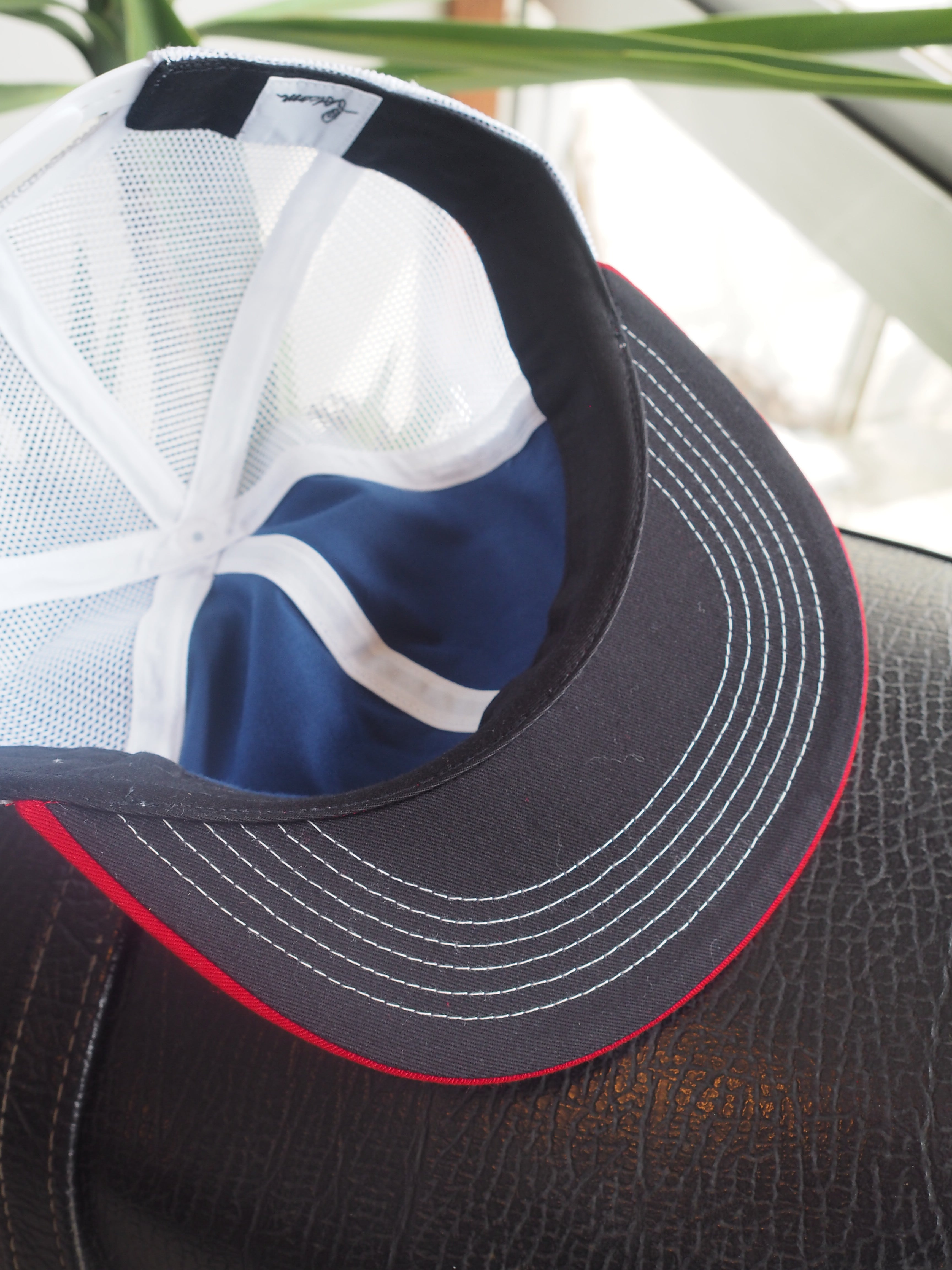 Psicom tivoLi surf shop 2026 trucker cap サイコム チボリサーフ