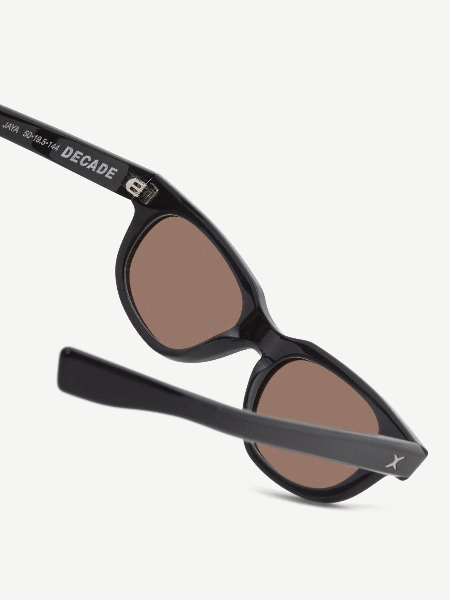 DECADE eyewear 1960s JAYA