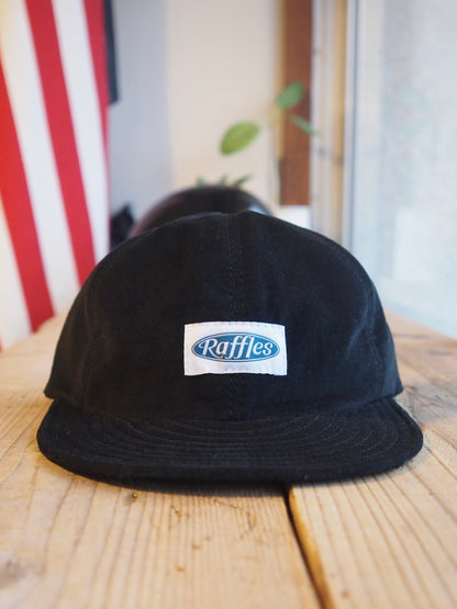 Raffles packable corduroy cap