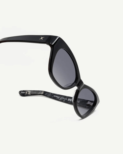 DECADE eyewear 1950s MONROE　ディケイド　アイウェア　モンロー　サングラス