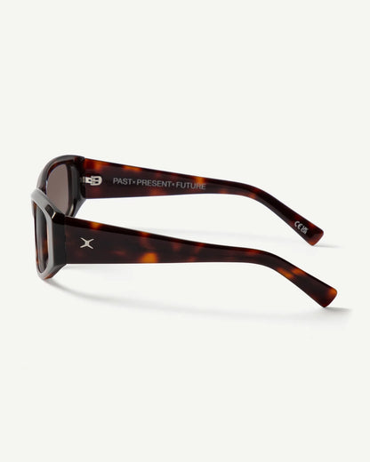 DECADE eyewear MARLI 90s GLOSS TORTOISE / BROWN