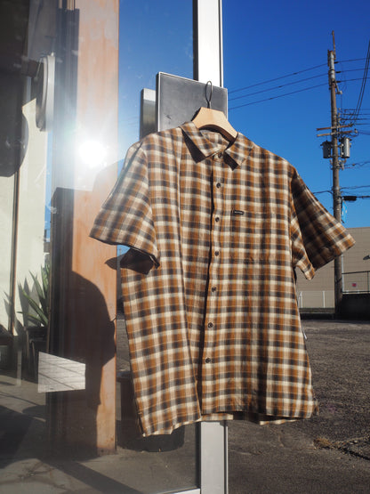 BRIXTON CRU LINEN BLEND PLAID S/S WVN BLACK/TOBACCO PLAID ブリクストン CRUリネンブレンドプランド ショートスリーブシャツ