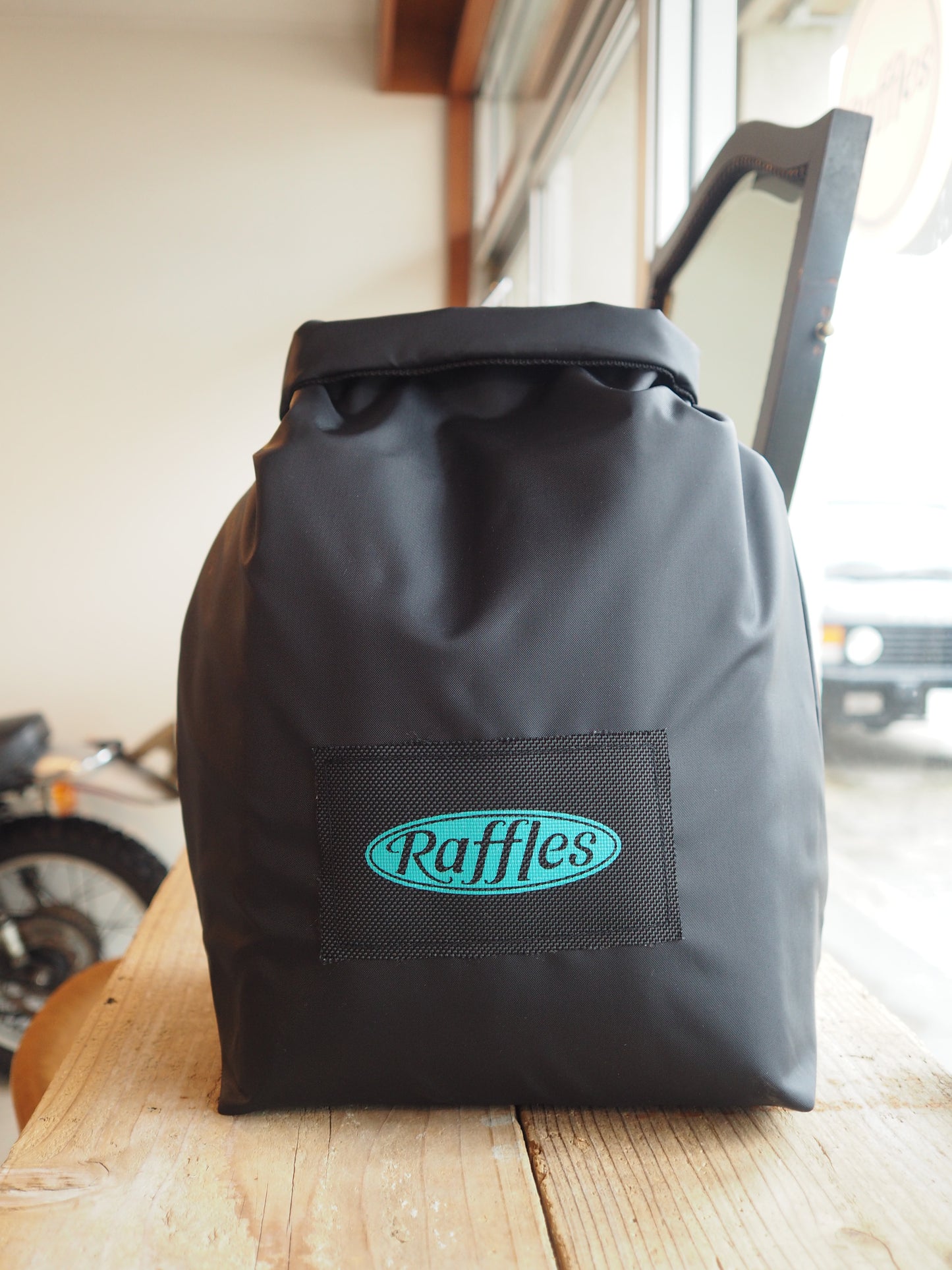 受注生産　Raffles original helmet bag  ※ 注文から2〜3週間程度頂きます。　ラッフルズオリジナルヘルメットバッグ