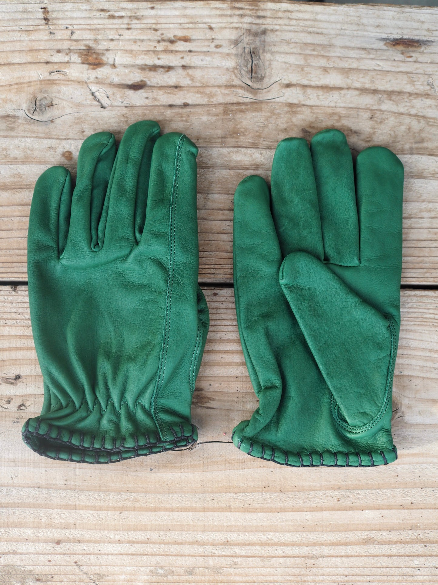 Signal Glove GREEN / black lace