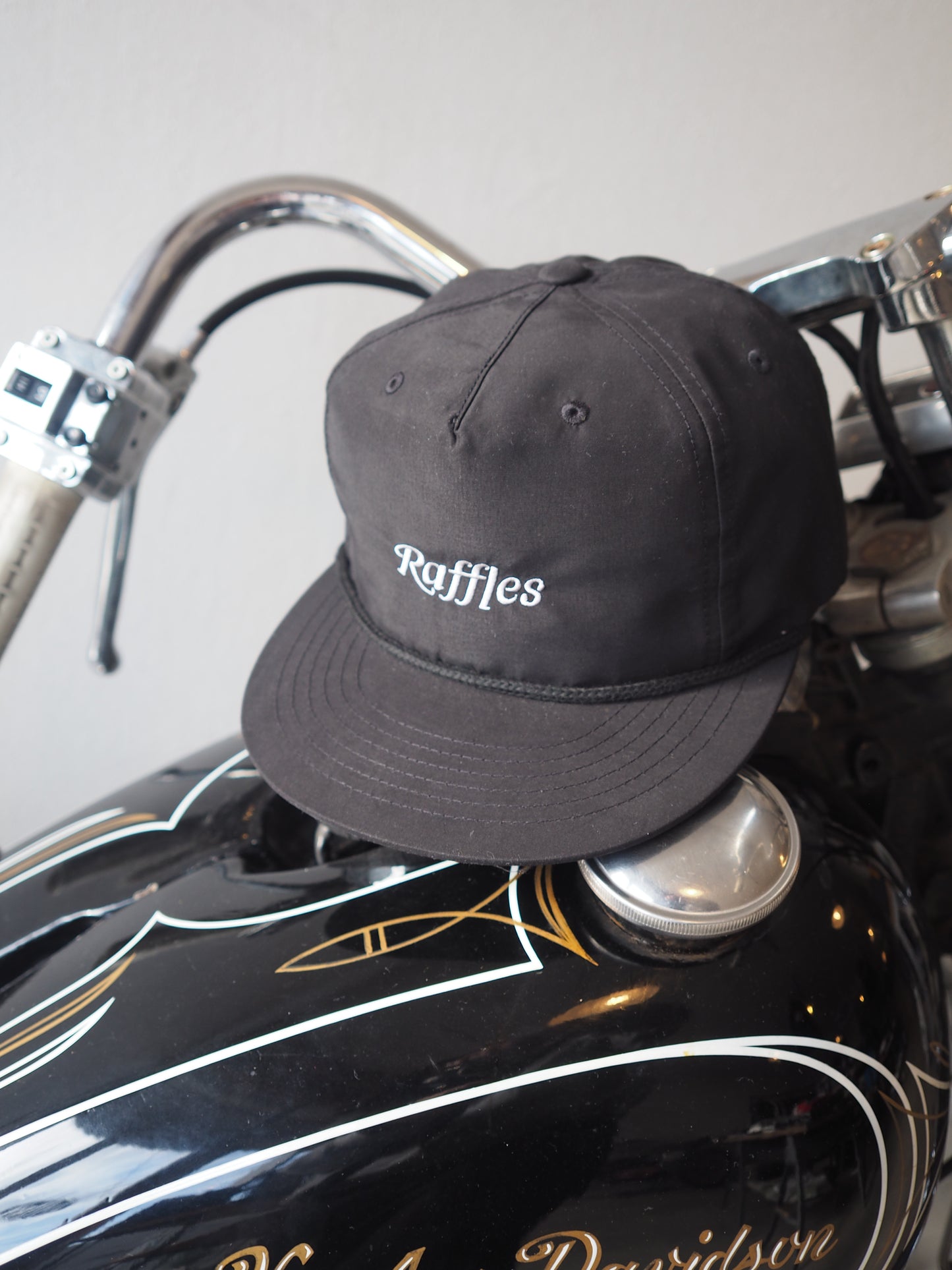 Raffles logo 5panel nylon cap