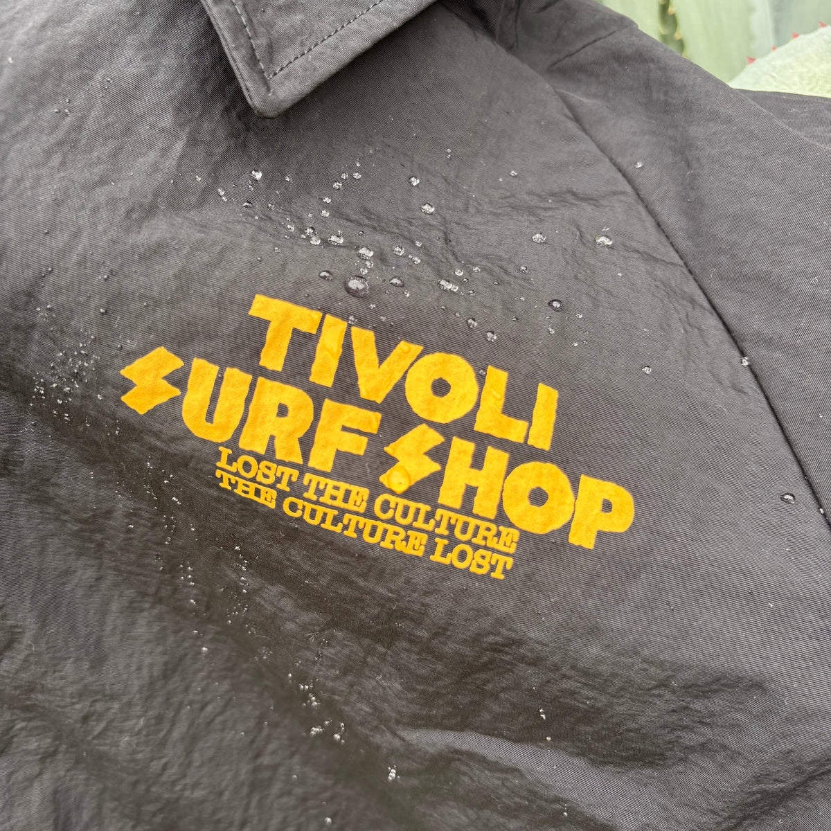 Psicom tivoLi surf shop 2026 RAINY COACH JACKET print mustard