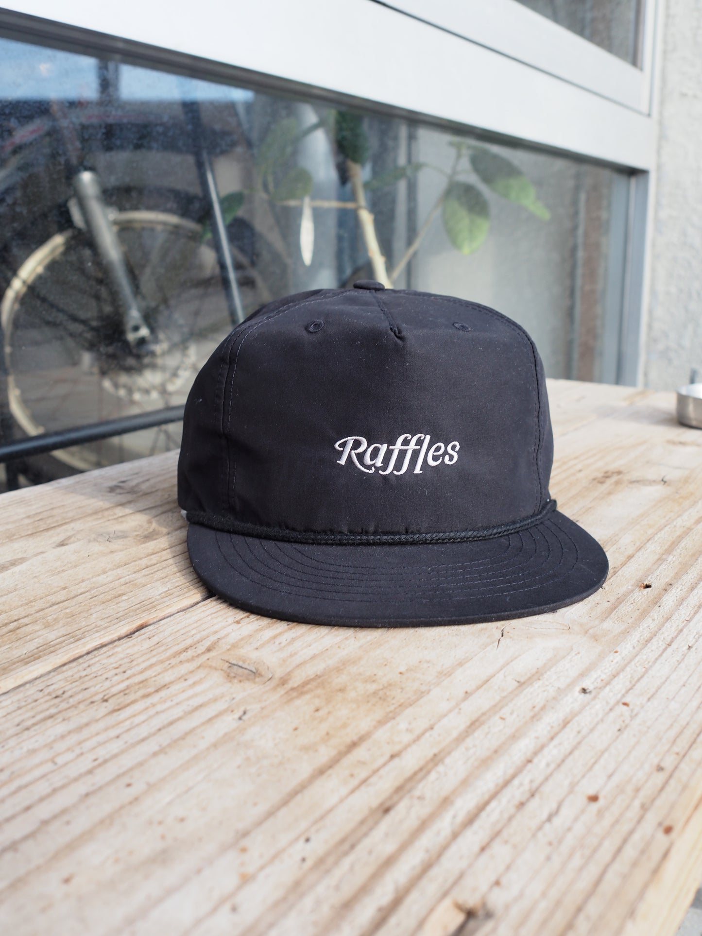 Raffles logo 5panel nylon cap